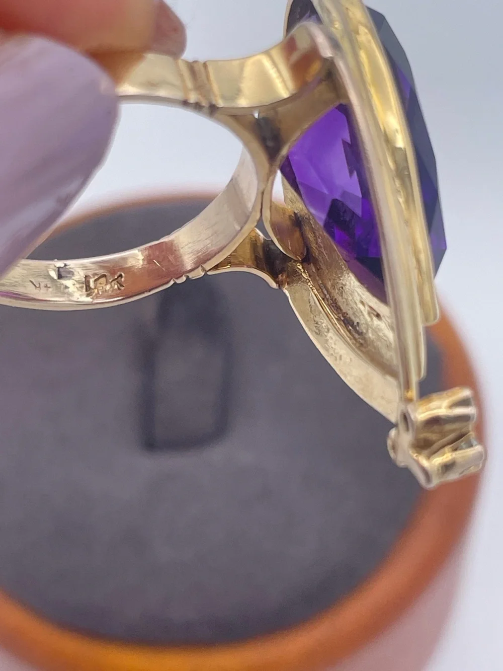 Mid-Century 14K Gold Pear Shaped Amethyst White Sapphire Accent Ring Vintage